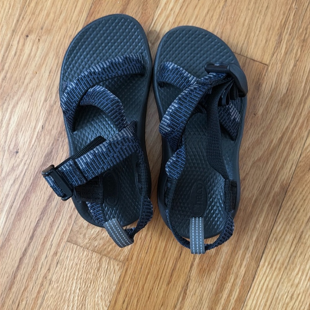 Chacos toddler size 10